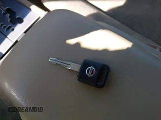 2005 Nissan Murano SL z VIN JN8AZ08W35W410982, wystawiony jako IAAI lot #42349257 z przebiegiem 102 418 mil mil oraz . Historia ofert i sprzedaży dostępna na DreamBid. Obrazek 11.