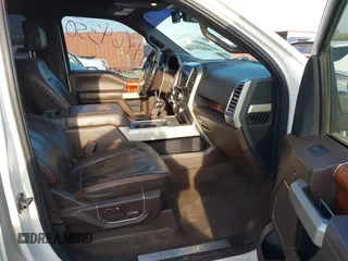 2016 Ford F-150 XLT with VIN 1FTEW1EGXGFC74720, listed as a IAAI auction lot 41864350 with 200,155 mi miles. Bid and sale history available at carsss.com. Image 5.