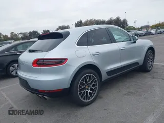 2015 Porsche Macan S with VIN WP1AB2A50FLB58087, listed as a IAAI auction lot 42108660 with 91,894 mi miles. Bid and sale history available at carsss.com. Image 4.