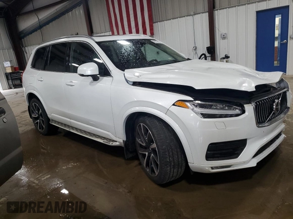 2020 Volvo XC90 Momentum with VIN YV4A221K1L1589730, listed as a Copart auction lot 56577455 with 30,578 mi miles and Salvage title. Bid and sale history available at DreamBid. Image 4.