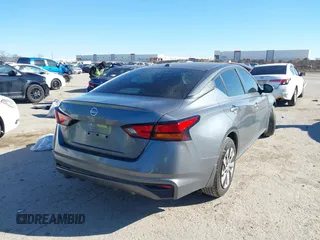 2020 Nissan Altima S with VIN 1N4BL4BV0LC258253, listed as a IAAI auction lot 41735757 with 97,561 mi miles and . Bid and sale history available at carsss.com. Image 4.
