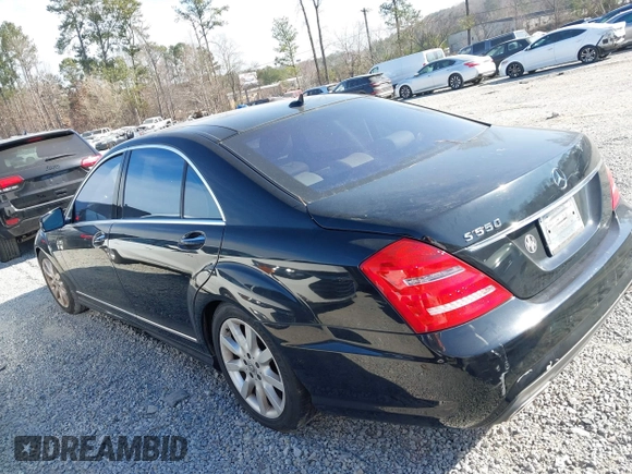 2012 Mercedes-Benz S 550 z VIN WDDNG7DB2CA465597, wystawiony jako IAAI lot #41693984 z przebiegiem 164 765 mil mil oraz . Historia ofert i sprzedaży dostępna na DreamBid. Obrazek 14.