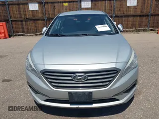 2015 Hyundai Sonata Eco z VIN 5NPE24AA1FH117063, wystawiony jako IAAI lot #42464600 z przebiegiem 252 798 mil mil oraz . Historia ofert i sprzedaży dostępna na DreamBid. Obrazek 6.