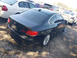 2007 BMW 3 Series 335i z VIN WBAWB73507P036614, wystawiony jako IAAI lot #42065259 z przebiegiem 193 368 mil mil oraz . Historia ofert i sprzedaży dostępna na DreamBid. Obrazek 4.
