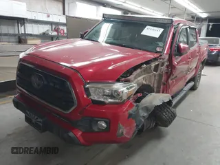 2018 Toyota Tacoma SR with VIN 3TMCZ5AN0JM166978, listed as a IAAI auction lot 41936143 with 129,674 mi miles. Bid and sale history available at carsss.com. Image 17.
