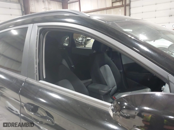 2019 Hyundai Kona SEL with VIN KM8K6CAA4KU382976, listed as a IAAI auction lot 41820749 with 61,619 mi miles. Bid and sale history available at carsss.com. Image 19.