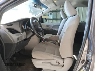 2017 Toyota Sienna L with VIN 5TDZZ3DC2HS899357, listed as a Copart auction lot 48968785 with 138,242 mi miles and Clean Title. Bid and sale history available at DreamBid. Image 7.