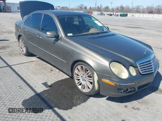 2009 Mercedes-Benz E-Class 3.0L with VIN WDBUF22X39B368307, listed as a IAAI auction lot 41636883 with 267,685 mi miles. Bid and sale history available at carsss.com. Image 1.
