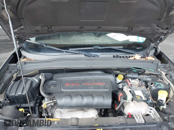 2017 Jeep Renegade Sport with VIN ZACCJBAB3HPE81518, listed as a IAAI auction lot 42414045 with 119,702 mi miles and . Bid and sale history available at DreamBid. Image 10.