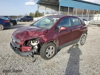 2016 Chevrolet Trax LS with VIN 3GNCJKSB3GL227918, listed as a Copart auction lot 43520045 with 113,344 mi miles and Salvage Title. Bid and sale history available at carsss.com. Image 1.