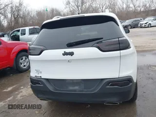 2018 Jeep Cherokee Latitude Plus with VIN 1C4PJMLX5JD581775, listed as a IAAI auction lot 41684428 with 151,225 mi miles and . Bid and sale history available at carsss.com. Image 17.