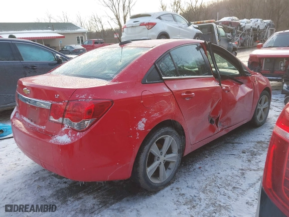 2015 Chevrolet Cruze LT with VIN 1G1PE5SB3F7199694, listed as a IAAI auction lot 41621606 with 121,368 mi miles. Bid and sale history available at carsss.com. Image 4.