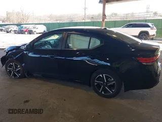 2024 Nissan Sentra SV z VIN 3N1AB8CV7RY281837, wystawiony jako IAAI lot #41661828 z przebiegiem 4 433 mil mil oraz . Historia ofert i sprzedaży dostępna na DreamBid. Obrazek 3.