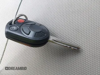 2008 Ford Escape Hybrid с VIN 1FMCU49H48KD29765, выставлен на аукционе IAAI как лот 41695033 с пробегом 151 417 миль миль и . История ставок и продаж доступна на DreamBid. Изображение 11.