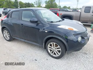 2012 Nissan Juke SL z VIN JN8AF5MVXCT128078, wystawiony jako IAAI lot #42354638 z przebiegiem 105 851 mil mil oraz . Historia ofert i sprzedaży dostępna na DreamBid. Obrazek 1.
