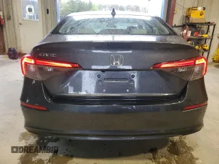 2024 Honda Civic LX z VIN 2HGFE2F24RH524522, wystawiony jako Copart lot #52168485 z przebiegiem 8503 mil mil oraz Szkoda całkowita • Salvage title. Historia ofert i sprzedaży dostępna na DreamBid. Obrazek 6.