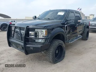 2018 Ford Super Duty F-250 SRW XL with VIN 1FT7W2BT7JEB26098, listed as a IAAI auction lot 41946894 with 160,396 mi miles. Bid and sale history available at carsss.com. Image 21.