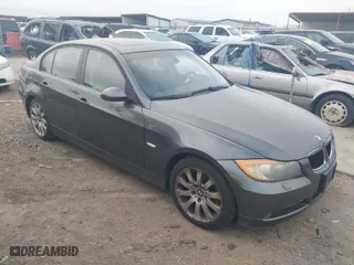 2008 BMW 3 Series 328xi with VIN WBAVC93528K056754, listed as a IAAI auction lot 41505019 with 80,516 mi miles. Bid and sale history available at carsss.com. Image 1.