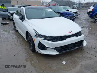 2022 Kia K5 GT-Line with VIN 5XXG64J25NG117082, listed as a IAAI auction lot 41680099 with 54,983 mi miles. Bid and sale history available at carsss.com. Image 1.