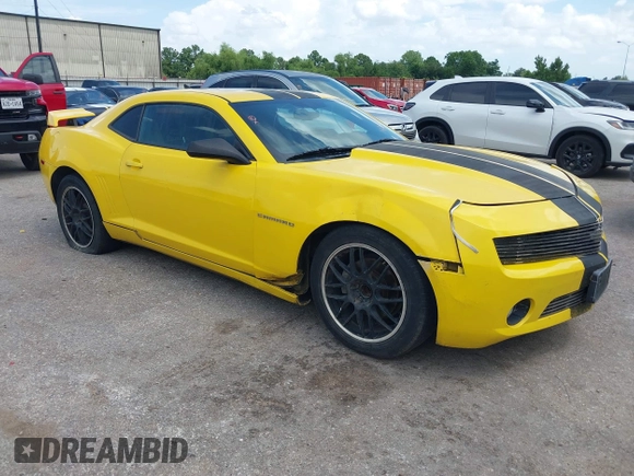 2011 Chevrolet Camaro 1LT with VIN 2G1FF1ED1B9155488, listed as a IAAI auction lot 42656018 with Not provided miles and . Bid and sale history available at DreamBid. Image 1.