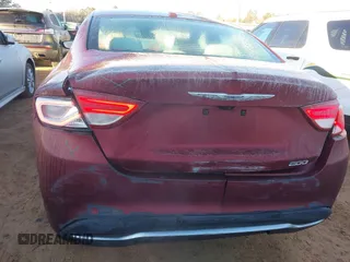 2015 Chrysler 200 Limited with VIN 1C3CCCAB1FN532993, listed as a IAAI auction lot 41435312 with 86,298 mi miles. Bid and sale history available at carsss.com. Image 6.