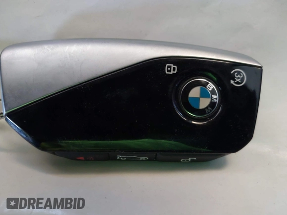 2023 BMW i7 xDrive60 z VIN WBY53EJ06PCN64039, wystawiony jako IAAI lot #40752159 z przebiegiem 8837 mil mil oraz . Historia ofert i sprzedaży dostępna na DreamBid. Obrazek 11.
