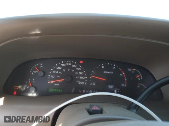 2003 Ford Excursion Limited with VIN 1FMNU42FX3EB25075, listed as a Copart auction lot 54161925 with 330,856 mi miles and Clean Title. Bid and sale history available at DreamBid. Image 9.