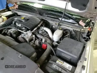 2005 Chevrolet Silverado 2500HD LS with VIN 1GCHK29245E255015, listed as a Copart auction lot 82863804 with 119,894 mi miles and Salvage title. Bid and sale history available at DreamBid. Image 14.