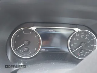2024 Nissan Sentra SV z VIN 3N1AB8CV1RY353597, wystawiony jako IAAI lot #41923719 z przebiegiem 2 852 mil mil oraz . Historia ofert i sprzedaży dostępna na DreamBid. Obrazek 7.