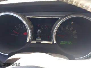 2005 Ford Mustang Deluxe with VIN 1ZVFT80N855240285, listed as a IAAI auction lot 41748344 with 181,669 mi miles. Bid and sale history available at carsss.com. Image 7.