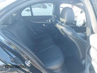 2019 Mercedes-Benz E-Class E 300 with VIN WDDZF4JB2KA526498, listed as a IAAI auction lot 40994058 with 74,282 mi miles. Bid and sale history available at carsss.com. Image 8.