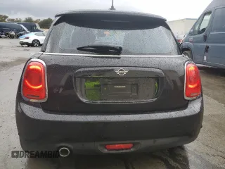 2021 MINI Hardtop Cooper с VIN WMWXR3C06M2N12998, выставлен на аукционе Copart как лот 79142464 с пробегом 44 825 миль миль и Списание • Salvage title. История ставок и продаж доступна на DreamBid. Изображение 6.