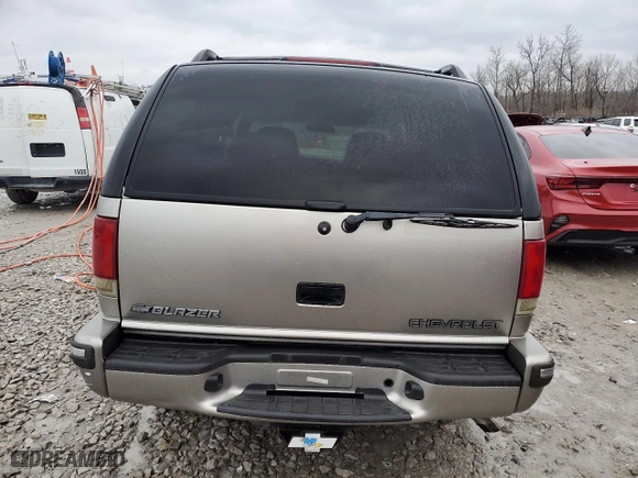 2000 Chevrolet Blazer LT with VIN 1GNDT13W5Y2311378, listed as a Copart auction lot 87050474 with 0 mi miles and Salvage Title. Bid and sale history available at carsss.com. Image 6.