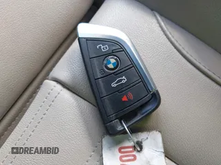 2021 BMW X3 sDrive30i z VIN 5UXTY3C00M9G70296, wystawiony jako IAAI lot #42295882 z przebiegiem 28 895 mil mil oraz . Historia ofert i sprzedaży dostępna na DreamBid. Obrazek 11.