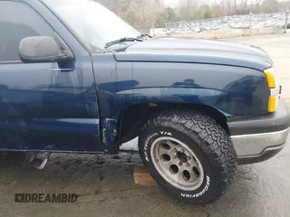 2004 Chevrolet Avalanche Z66 with VIN 3GNEC12T04G328800, listed as a IAAI auction lot 41465085 with 230,192 mi miles and . Bid and sale history available at DreamBid. Image 6.