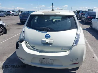 2011 Nissan LEAF SL-e z VIN JN1AZ0CP1BT007790, wystawiony jako IAAI lot #41943215 z przebiegiem 62 468 mil mil oraz . Historia ofert i sprzedaży dostępna na DreamBid. Obrazek 16.