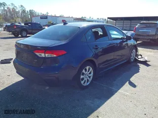 2022 Toyota Corolla LE with VIN 5YFEPMAE2NP303443, listed as a IAAI auction lot 41496976 with 47,292 mi miles. Bid and sale history available at carsss.com. Image 4.