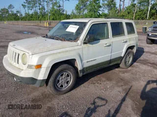 2014 Jeep Patriot Sport z VIN 1C4NJPBA9ED533417, wystawiony jako IAAI lot #42554964 z przebiegiem 144 771 mil mil oraz . Historia ofert i sprzedaży dostępna na DreamBid. Obrazek 2.