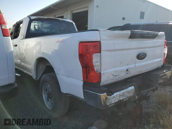 2024 Ford F-250 XL z VIN 1FT7W2BA1REC89162, wystawiony jako Copart lot #57609295 z przebiegiem Nie podano mil oraz Nie do naprawy • Non repairable. Historia ofert i sprzedaży dostępna na DreamBid. Obrazek 2.
