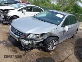 2013 Honda Accord LX z VIN 1HGCR2F33DA189471, wystawiony jako IAAI lot #42107117 z przebiegiem 218 910 mil mil oraz . Historia ofert i sprzedaży dostępna na DreamBid. Obrazek 17.