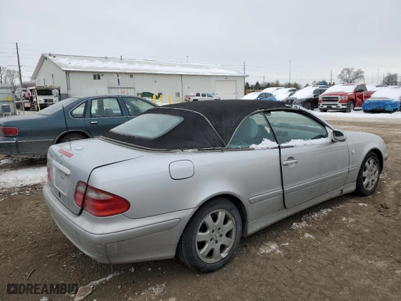 2002 Mercedes-Benz CLK-Class with VIN WDBLK65G42T128662, listed as a Copart auction lot 42185155 with 93,905 mi miles and Salvage Title. Bid and sale history available at carsss.com. Image 3.