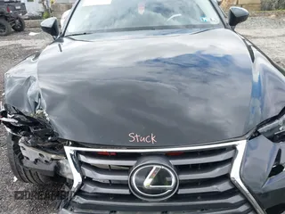 2017 Lexus IS 300 z VIN JTHCM1D29H5023566, wystawiony jako IAAI lot #42336151 z przebiegiem 83 030 mil mil oraz . Historia ofert i sprzedaży dostępna na DreamBid. Obrazek 10.