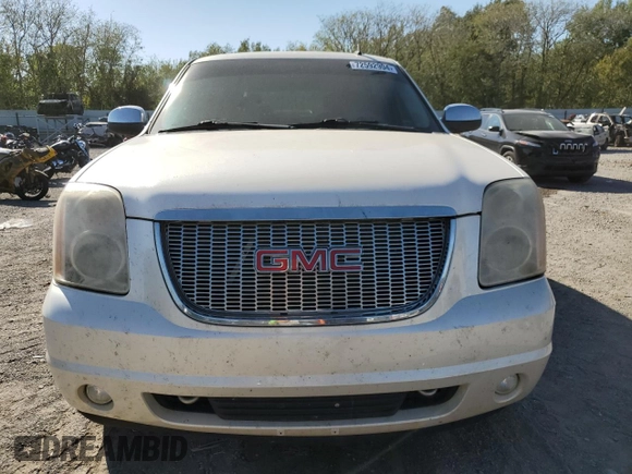 2008 GMC Yukon Commercial with VIN 1GKFK13068R207803, listed as a Copart auction lot 72592904 with 177,150 mi miles and Salvage Title. Bid and sale history available at carsss.com. Image 5.