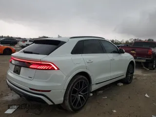 2022 Audi Q8 Prestige with VIN WA1FVBF17ND009814, listed as a Copart auction lot 83627874 with 16,294 mi miles and Salvage Title. Bid and sale history available at carsss.com. Image 3.