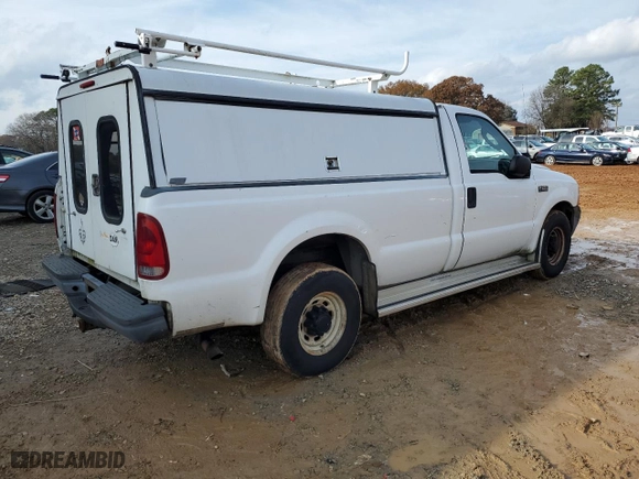 2003 Ford Super Duty F-250 XL with VIN 1FTNF20L23EC17549, listed as a Copart auction lot 84267774 with 227,219 mi miles and Clean Title. Bid and sale history available at carsss.com. Image 3.