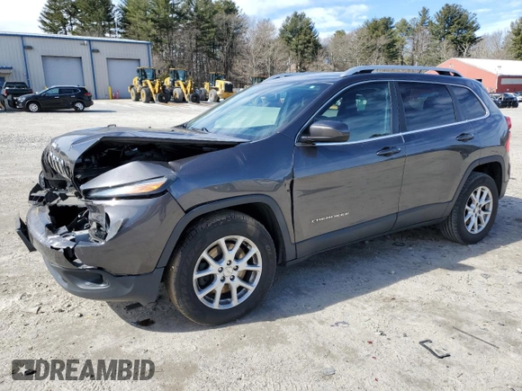 2016 Jeep Cherokee Latitude with VIN 1C4PJMCB0GW371764, listed as a Copart auction lot 47958335 with 121,571 mi miles and Salvage Title. Bid and sale history available at carsss.com. Image 1.