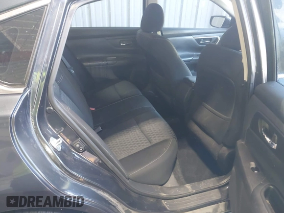 2018 Nissan Altima SV with VIN 1N4AL3APXJC270416, listed as a IAAI auction lot 42059145 with 157,877 mi miles and . Bid and sale history available at carsss.com. Image 8.