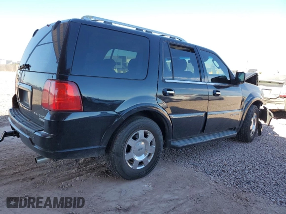 2006 Lincoln Navigator Luxury with VIN 5LMFU27526LJ08518, listed as a Copart auction lot 43039415 with 175,393 mi miles and Salvage Title. Bid and sale history available at carsss.com. Image 3.