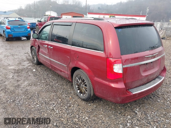 2011 Chrysler Town & Country Limited with VIN 2A4RR6DG1BR630717, listed as a IAAI auction lot 41652892 with 156,435 mi miles. Bid and sale history available at carsss.com. Image 3.