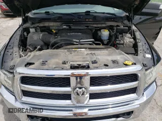 2018 Ram 2500 Tradesman z VIN 3C6UR5CJ4JG289185, wystawiony jako Copart lot #55427695 z przebiegiem 90 809 mil mil oraz Szkoda całkowita • Salvage title. Historia ofert i sprzedaży dostępna na DreamBid. Obrazek 11.